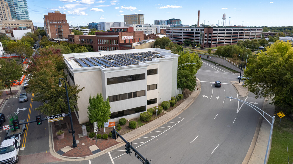 433 W Main St, Durham, NC for rent - Building Photo - Image 3 of 14