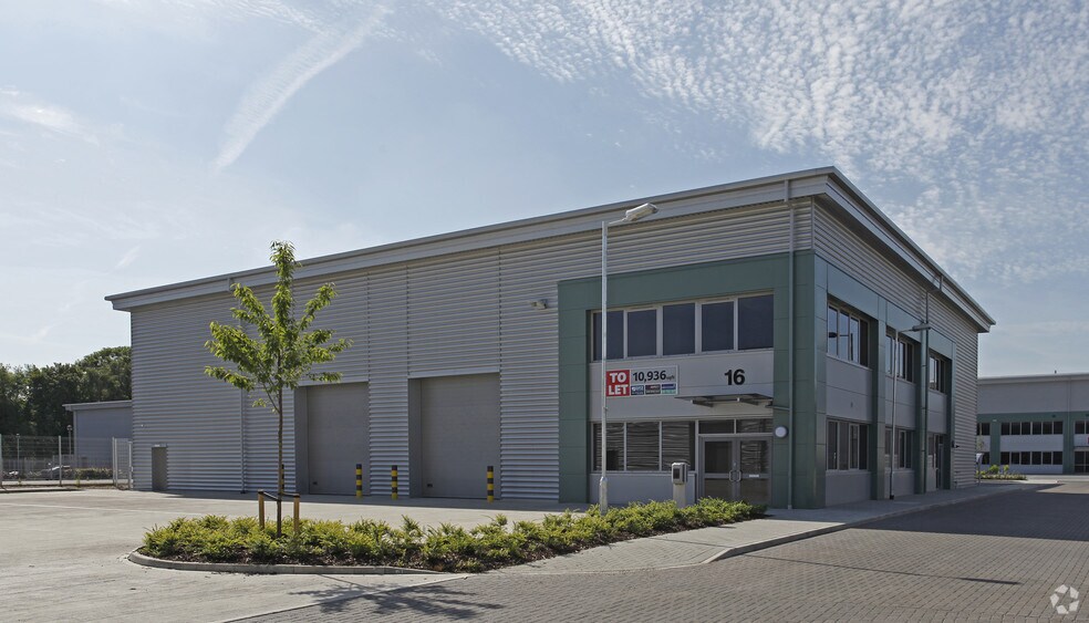 Cowley Mill Rd, Uxbridge for sale - Primary Photo - Image 1 of 1