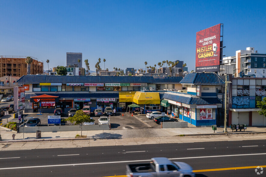 2897 W Olympic Blvd, Los Angeles, CA for rent - Building Photo - Image 2 of 4