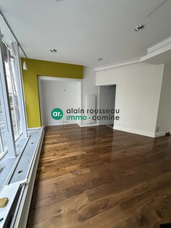 Location Commerce 28 m² - Photo 1