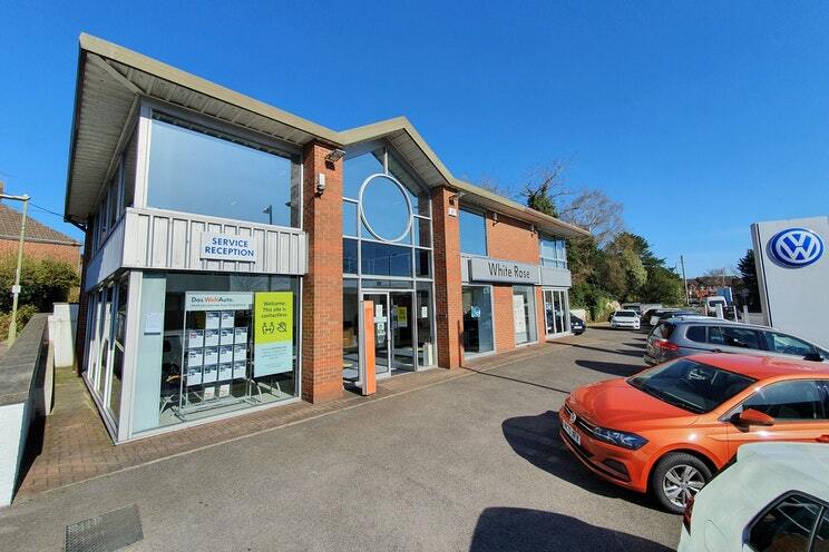 Station Rd, Petersfield for sale Primary Photo- Image 1 of 1