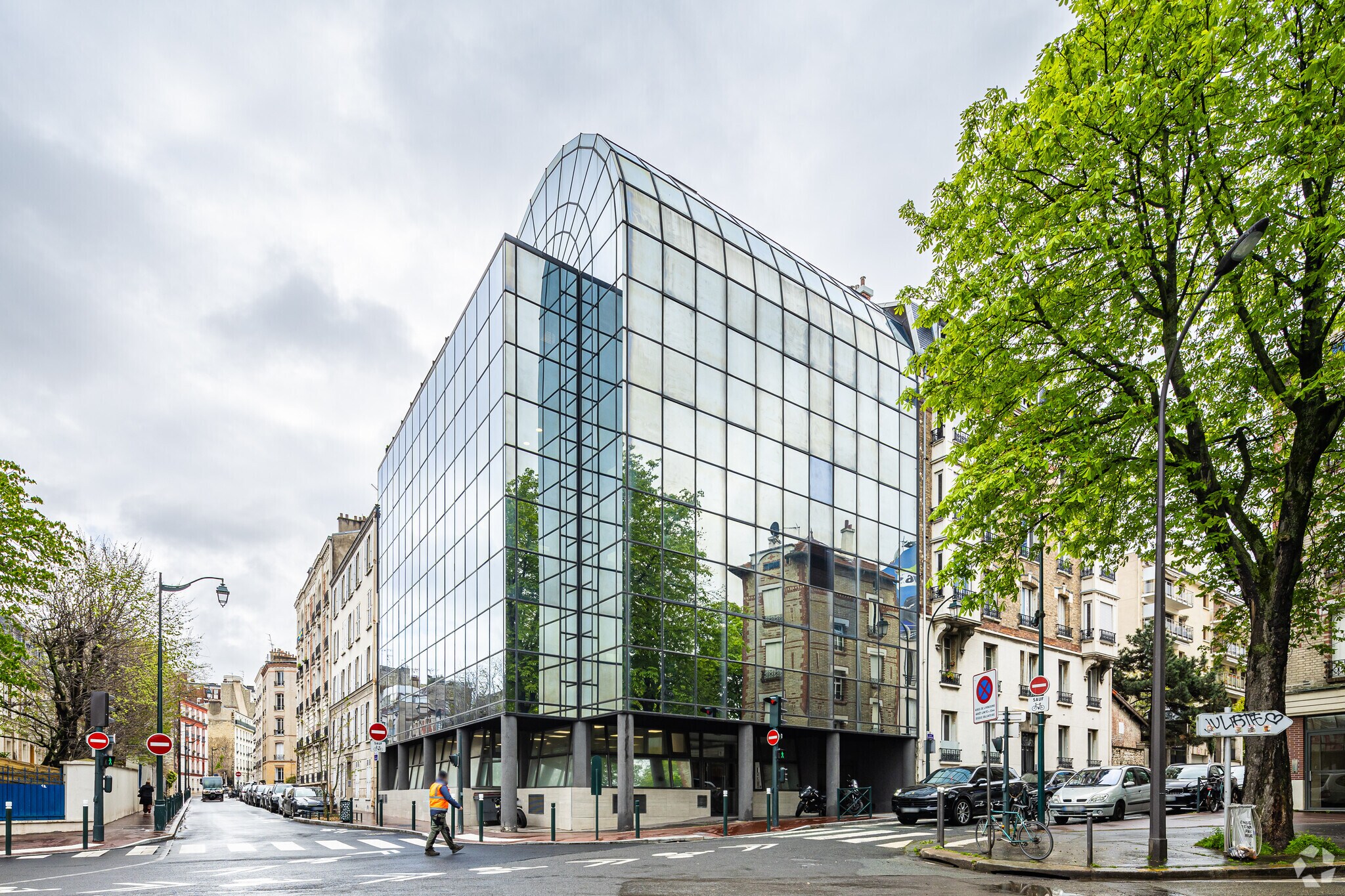 1 Avenue Alphand, Saint-Mandé for sale Primary Photo- Image 1 of 3