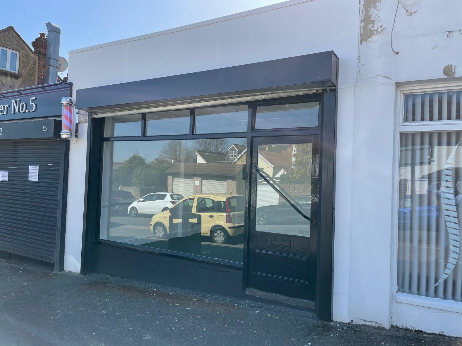 Station Approach Gordon Rd, Carshalton to rent Building Photo- Image 1 of 1