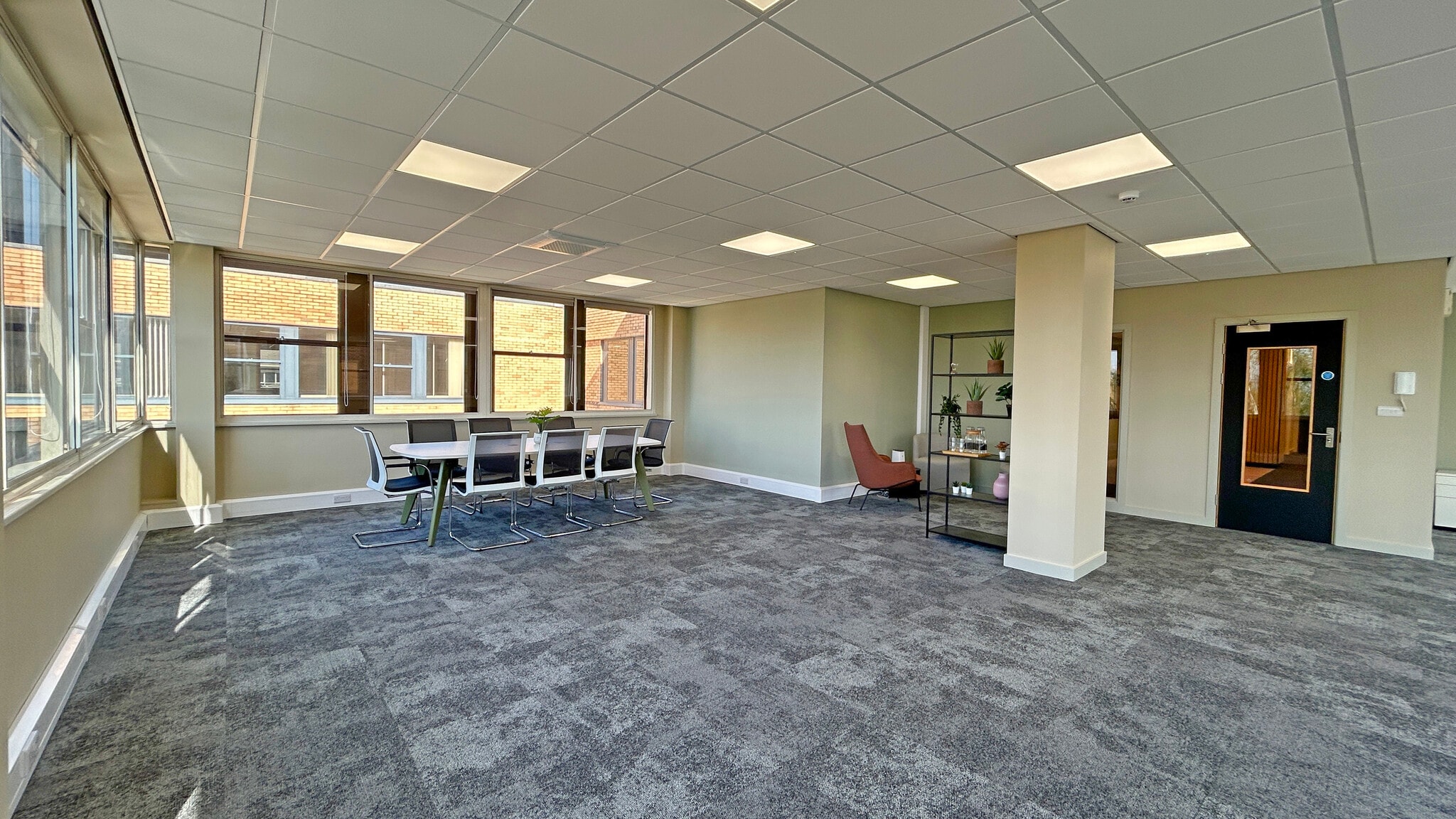 Styal Rd, Manchester to rent Building Photo- Image 1 of 6