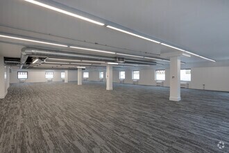1-2 South Para, Leeds to rent Interior Photo- Image 2 of 7
