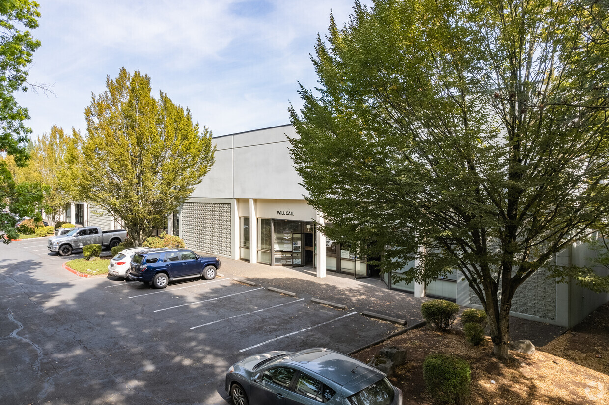 6650 N Basin Ave, Portland, OR for rent Building Photo- Image 1 of 2