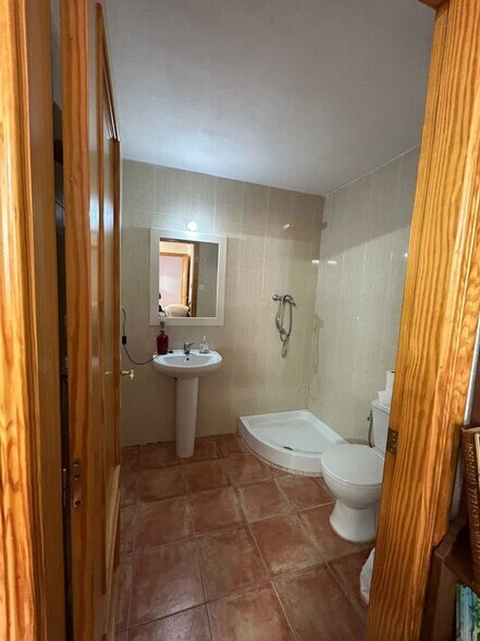 Retail in Vinaròs, Castellón for sale - Interior Photo - Image 3 of 10