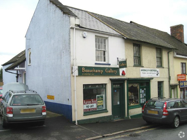 81 Fore St, Bovey Tracey to rent Primary Photo- Image 1 of 3