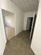 Square Des Griffons, Créteil to rent Interior Photo- Image 2 of 7