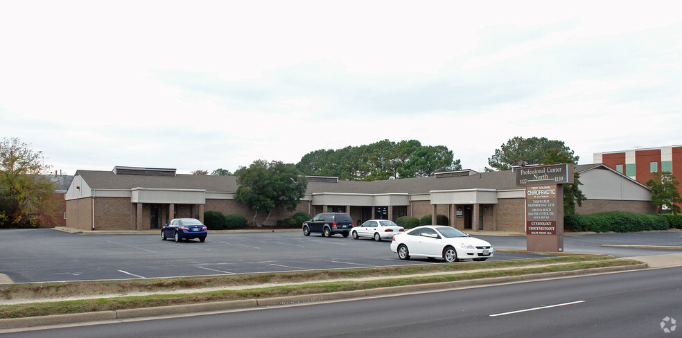 1125-1141 First Colonial Rd, Virginia Beach, VA for rent - Primary Photo - Image 1 of 6