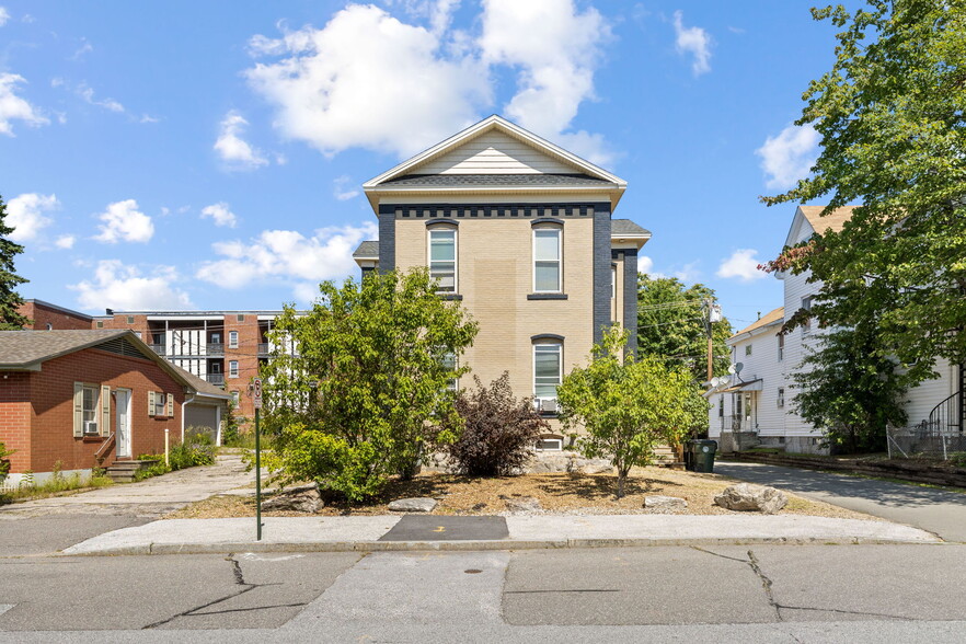 52 Myrtle St, Manchester, NH for sale - Building Photo - Image 3 of 26