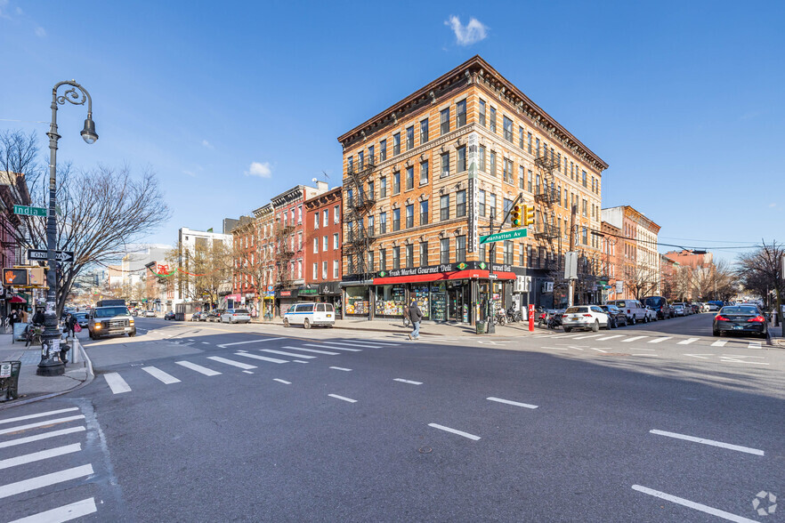 972-974 Manhattan Ave, Brooklyn, NY for sale - Building Photo - Image 2 of 9