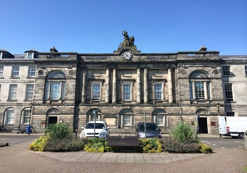 Rose Ter, Perth to rent - Building Photo - Image 1 of 28