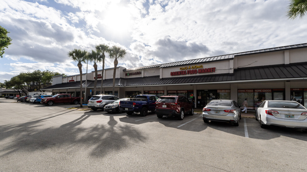 4101-4397 N State Road 7, Lauderdale Lakes, FL for rent - Building Photo - Image 1 of 24