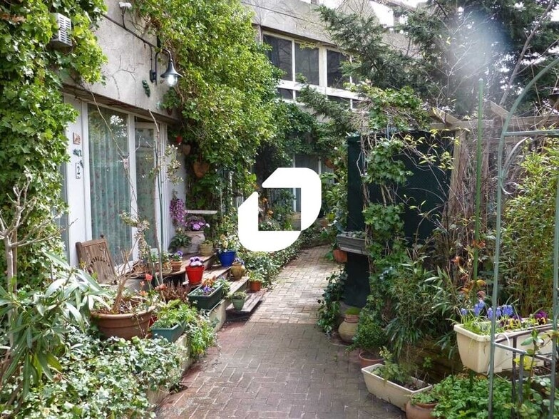 2 Promenee Superieure, Ivry-sur-Seine for sale - Building Photo - Image 3 of 24