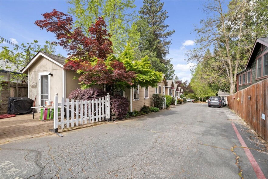 626 S Auburn St, Grass Valley, CA for sale - Building Photo - Image 3 of 23