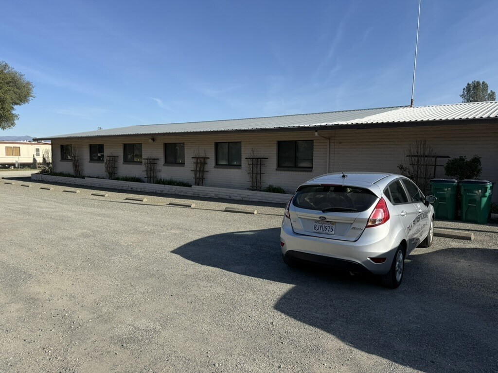 7211 Sands Ln, Anderson, CA to rent Primary Photo- Image 1 of 3