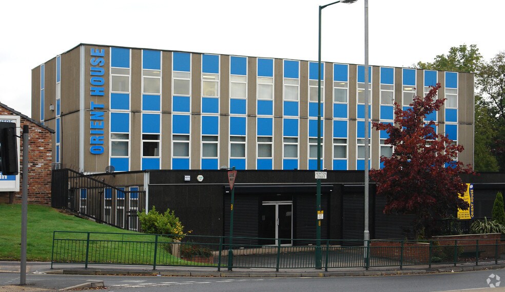 Newton St, Hyde for sale - Primary Photo - Image 1 of 1