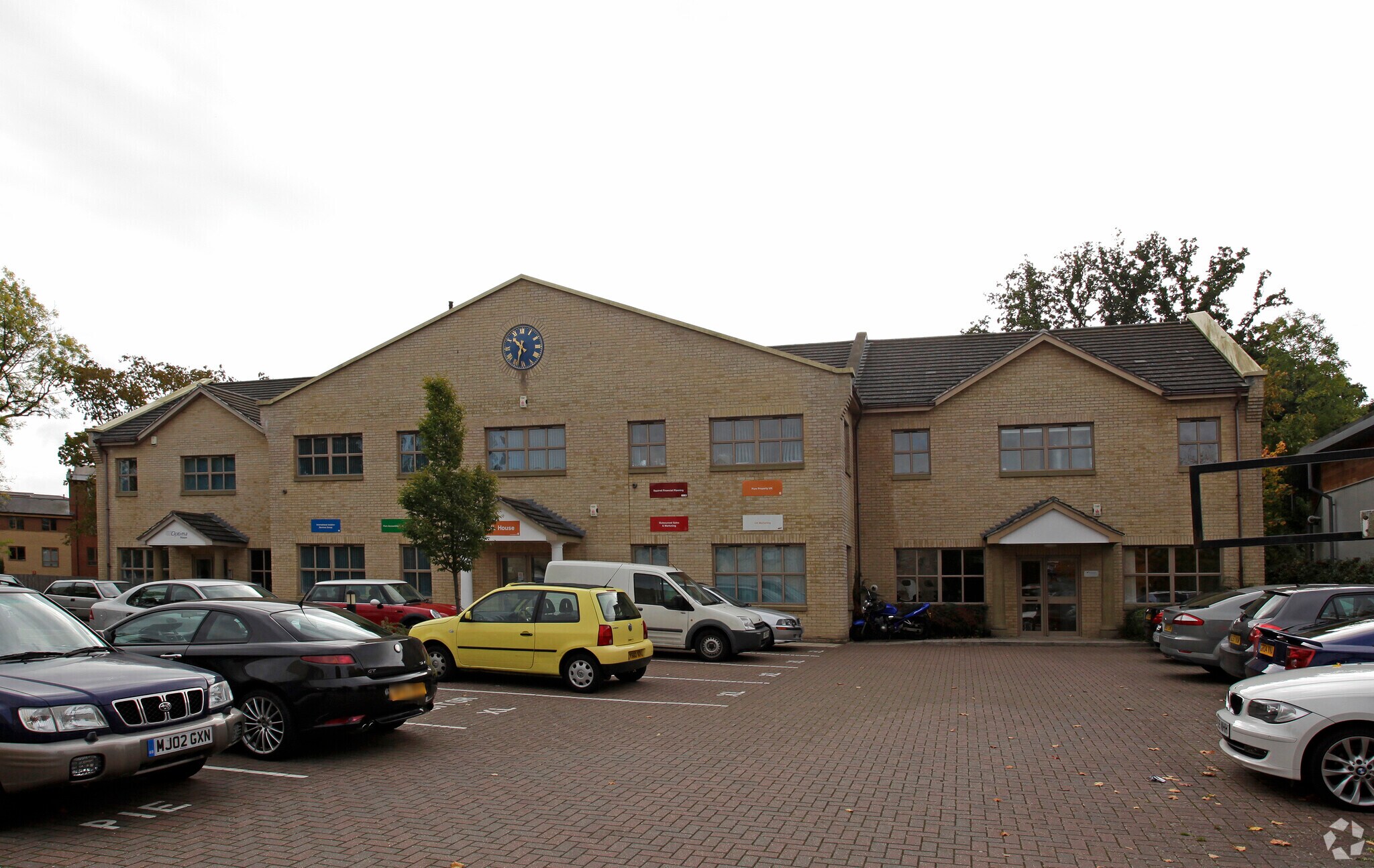 Spindle Way, Crawley for sale Building Photo- Image 1 of 1