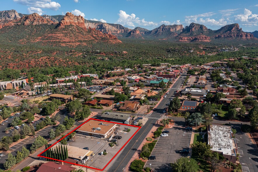 450 Jordan Rd, Sedona, AZ for rent - Building Photo - Image 2 of 15