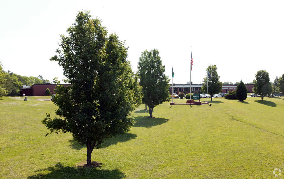 19810 Asheville Hwy, Landrum, SC for rent - Building Photo - Image 3 of 5