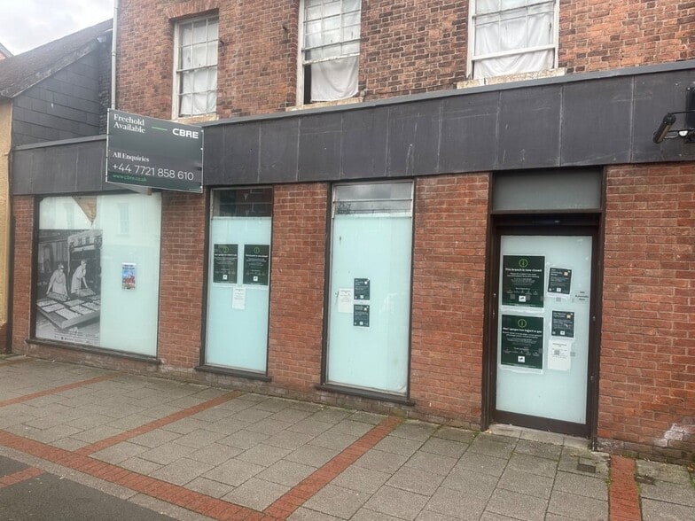 12 High St, Newtown to rent - Building Photo - Image 2 of 21