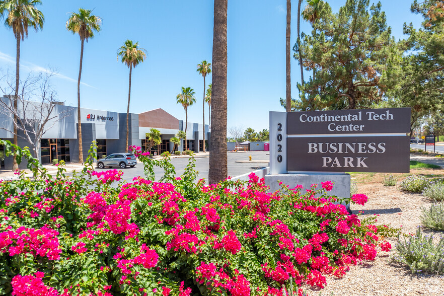 2020 W Guadalupe Rd, Gilbert, AZ for rent - Building Photo - Image 2 of 10