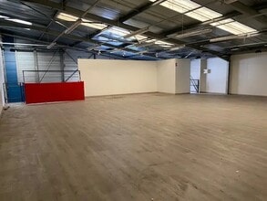 79 Rue Rateau, La Courneuve to rent Interior Photo- Image 2 of 2