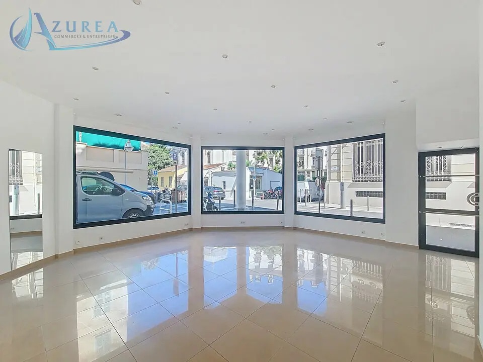 Retail in Nice for sale Building Photo- Image 1 of 5