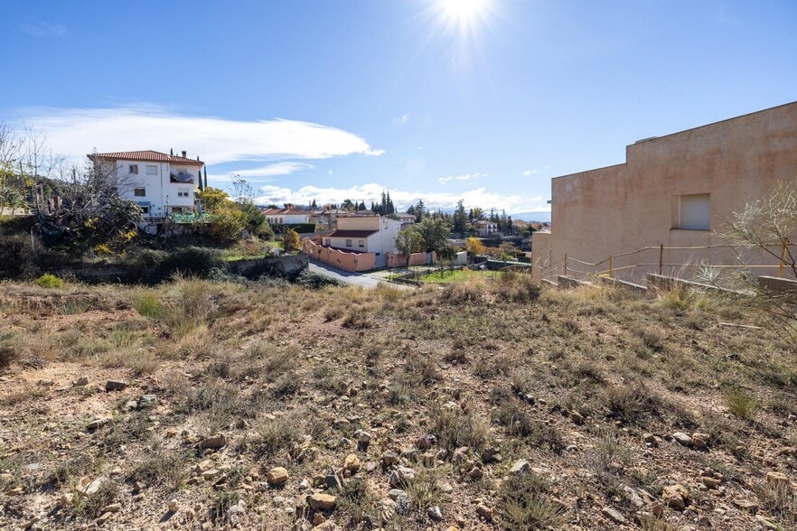 Avenida Príncipe Felipe, 2, Alfacar, Granada for sale - Primary Photo - Image 1 of 15
