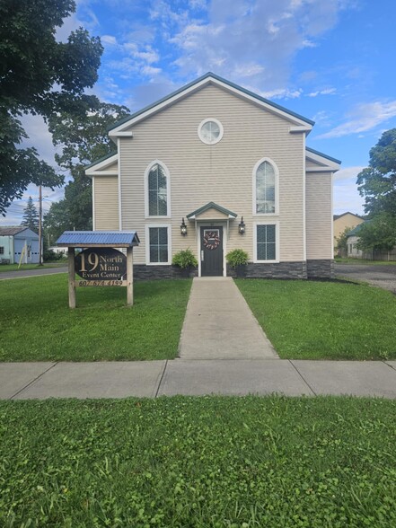 19 North Main St. Hwy, Sherburne, NY for sale - Primary Photo - Image 1 of 5