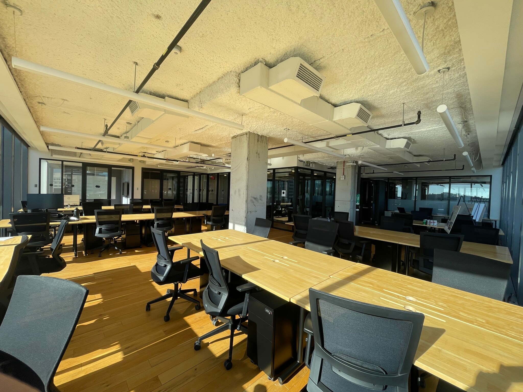 200 Massachusetts Ave NW, Washington, DC to rent Interior Photo- Image 1 of 5