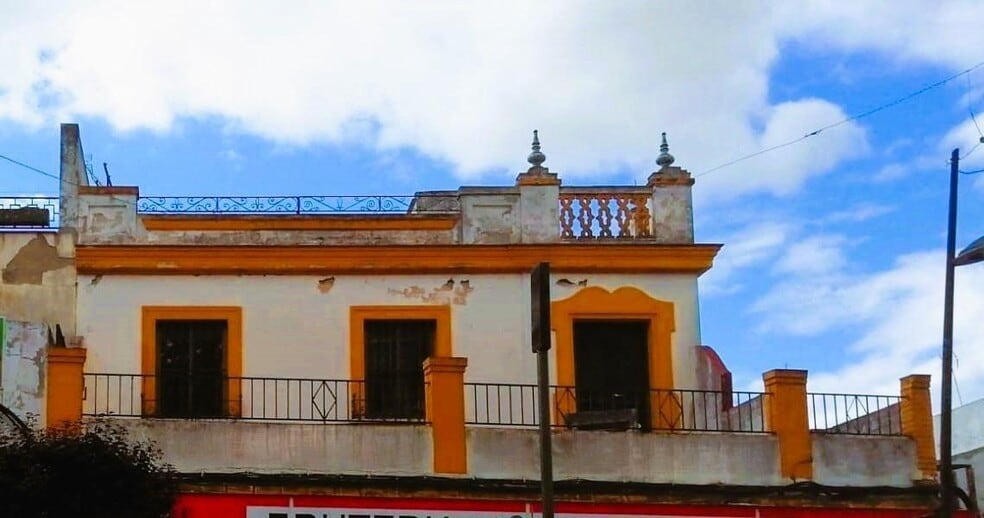 Calle 28 de Febrero, 108, San Juan de Aznalfarache, Sevilla for sale - Building Photo - Image 1 of 100