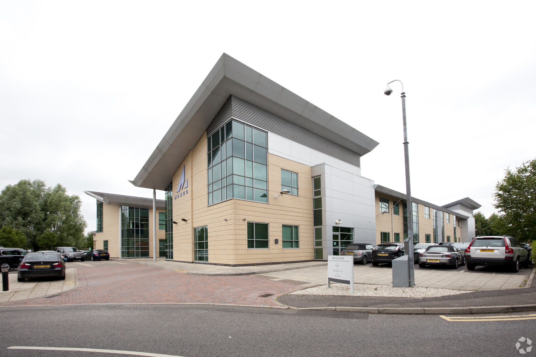 Brunel Rd, Reading to rent Primary Photo- Image 1 of 4