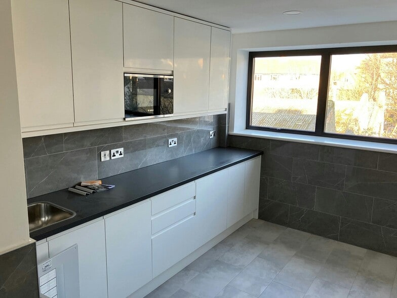 3 Victorian Grv, London to rent - Interior Photo - Image 3 of 28