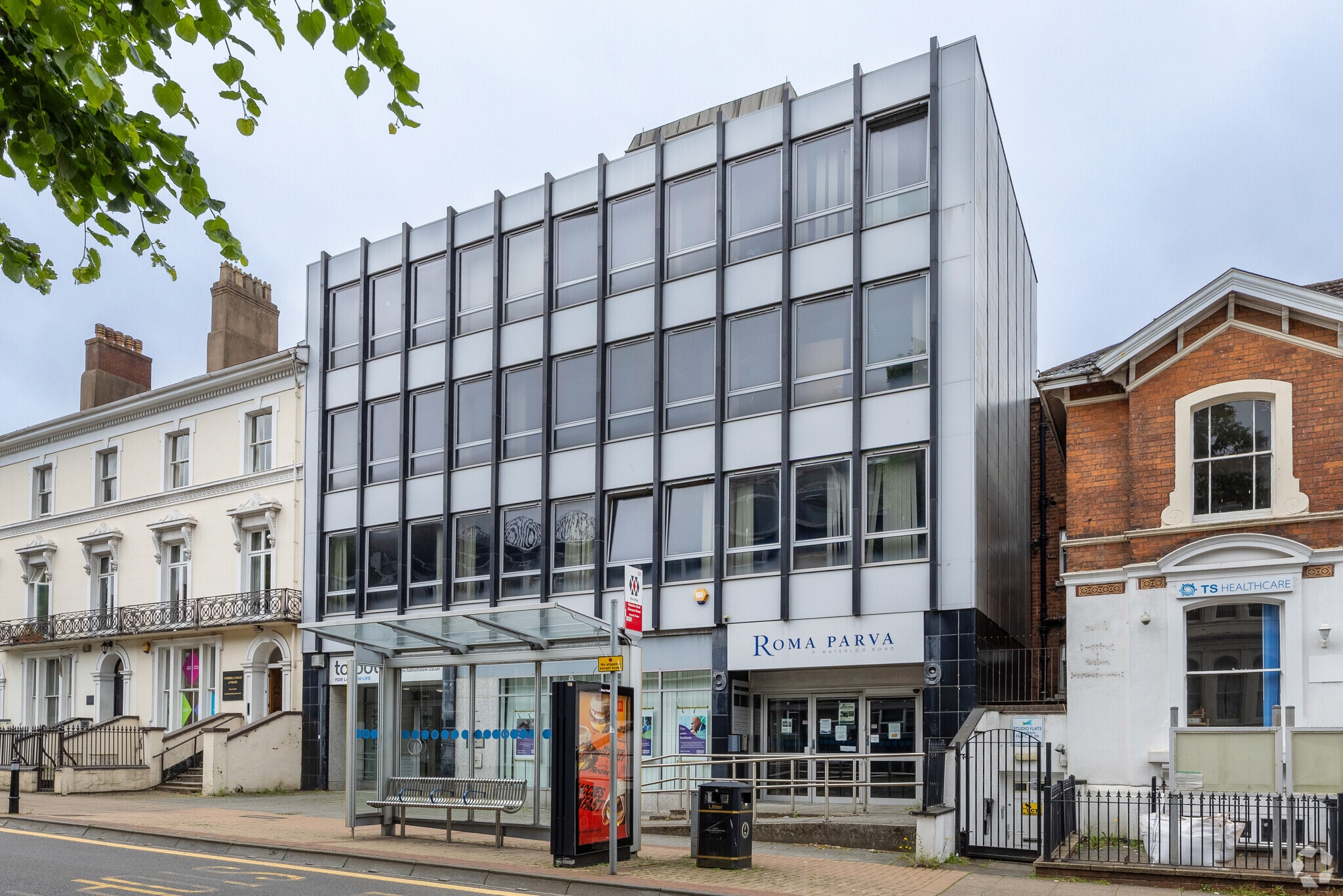 9 Waterloo Rd, Wolverhampton to rent Primary Photo- Image 1 of 3