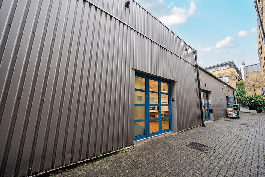 24-28 Pritchards Rd, London to rent - Building Photo - Image 3 of 23