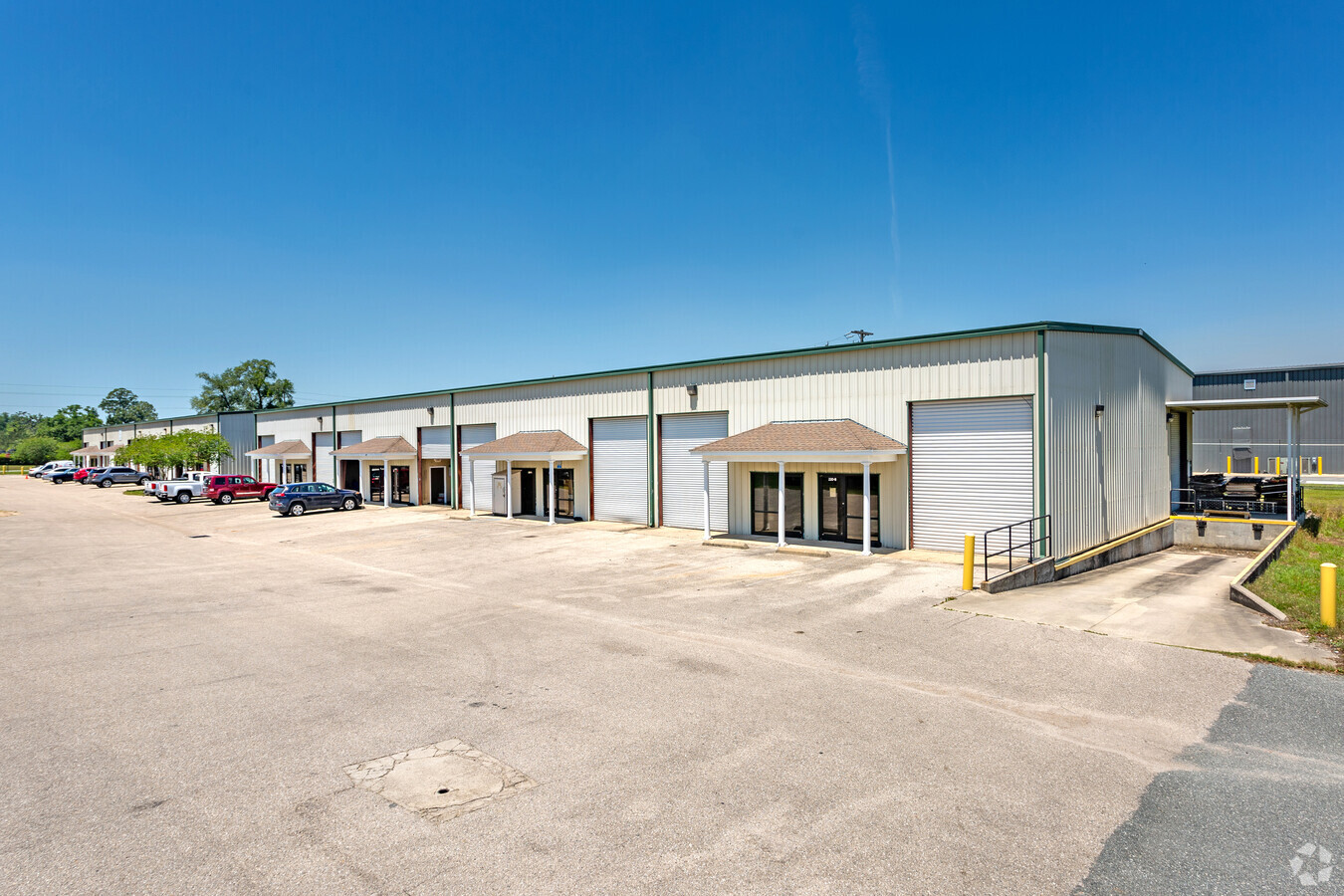 Ram Industrial | Small Bay Warehouses - Midway, FL for Sale | LoopNet UK