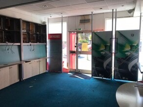 16 Roseberry Ave, Benfleet to rent Building Photo- Image 2 of 2