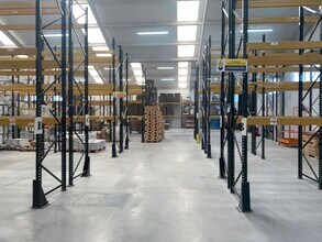 Industrial in Valdeolmos-Alalpardo, Madrid to rent Interior Photo- Image 2 of 9