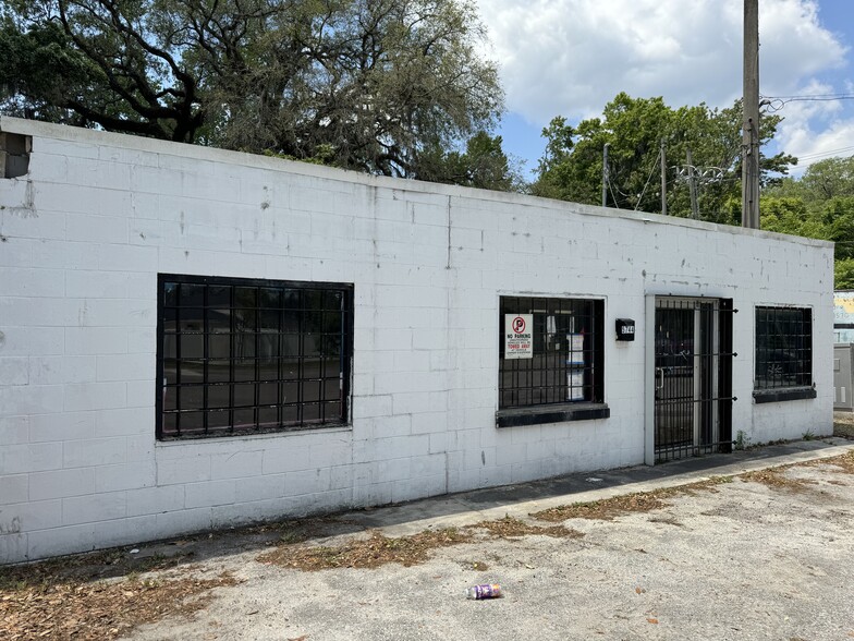 5744 Old Kings Rd, Jacksonville, FL for rent - Building Photo - Image 2 of 8