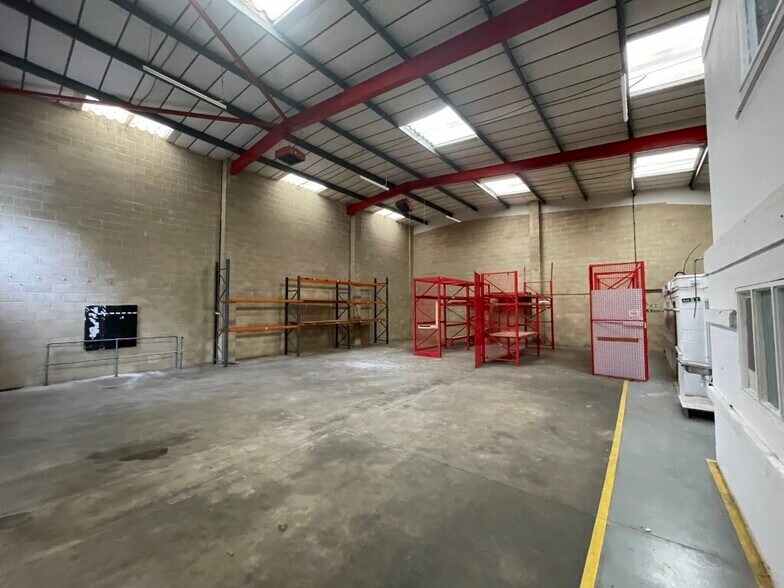 Netherhampton Rd, Salisbury to rent - Building Photo - Image 3 of 3