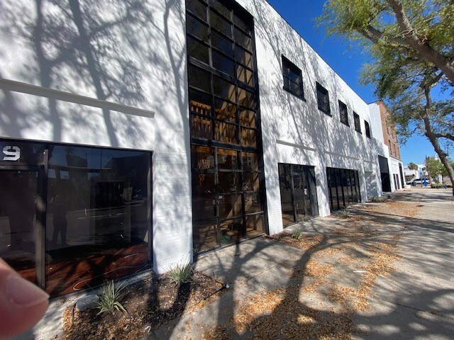 25 Dr Martin Luther King Jr St, Saint Petersburg, FL for rent Building Photo- Image 1 of 5