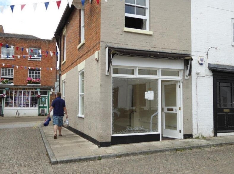 6 The Corn Market, Romsey to rent - Building Photo - Image 3 of 3
