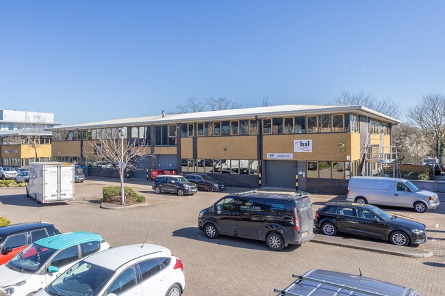 More details for 2 Rhodes Way, Watford - Office to Rent