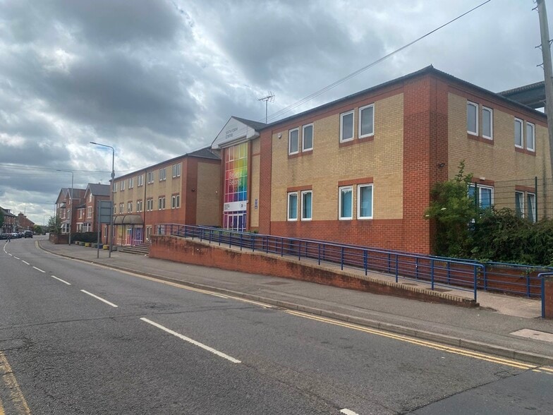 Portland Rd, Hucknall to rent - Building Photo - Image 2 of 7