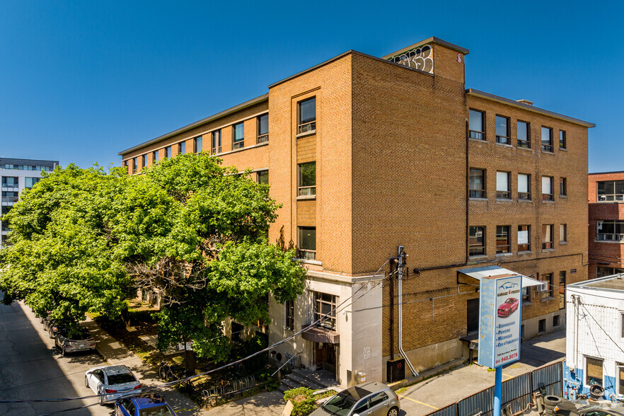 7275 Rue Saint-Urbain, Montréal, QC for rent - Building Photo - Image 1 of 5