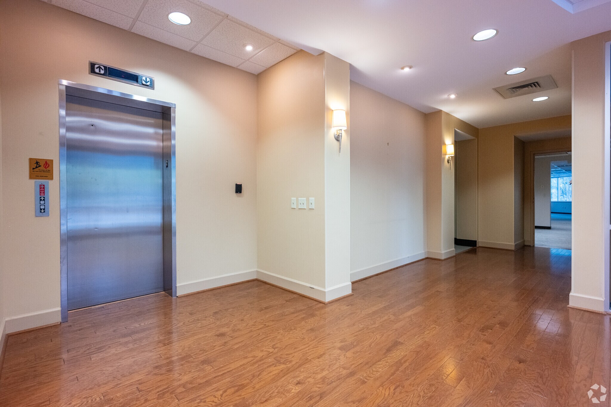 1829 Eastchester Dr, High Point, NC to rent Building Photo- Image 1 of 11