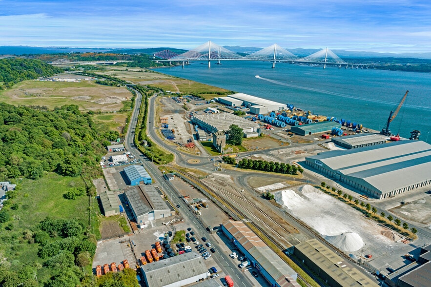 Barham Rd, Rosyth to rent - Building Photo - Image 2 of 7