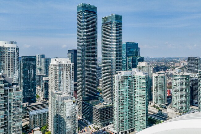 More details for 23 Spadina Ave, Toronto, ON - Retail to Rent